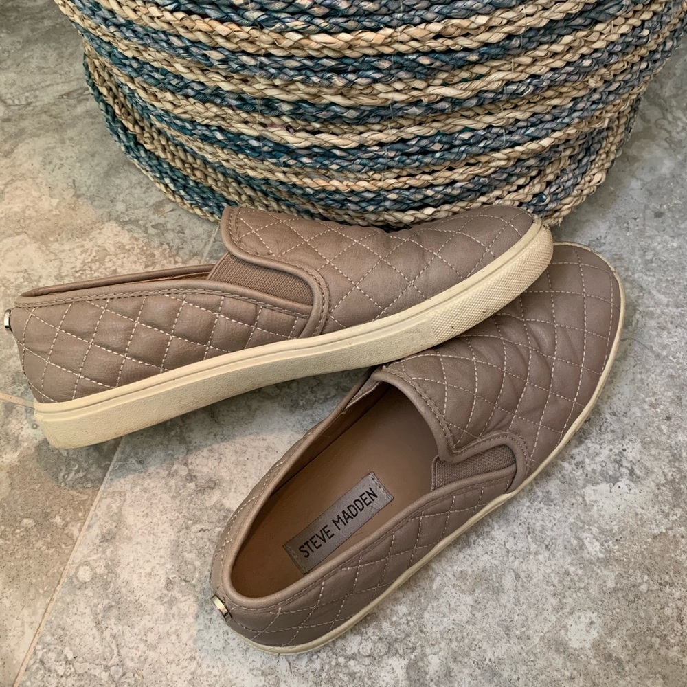 Gray women’s Steve maddens